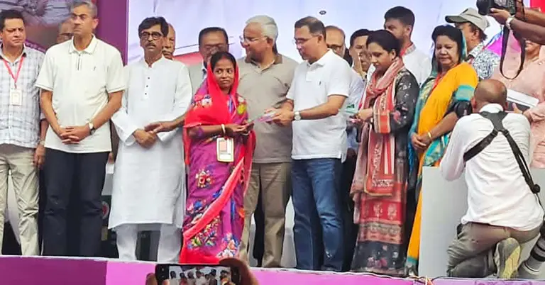 ফেনীর ফুলগাজীতে অনুষ্ঠানে প্রধানমন্ত্রী তারেক রহমান